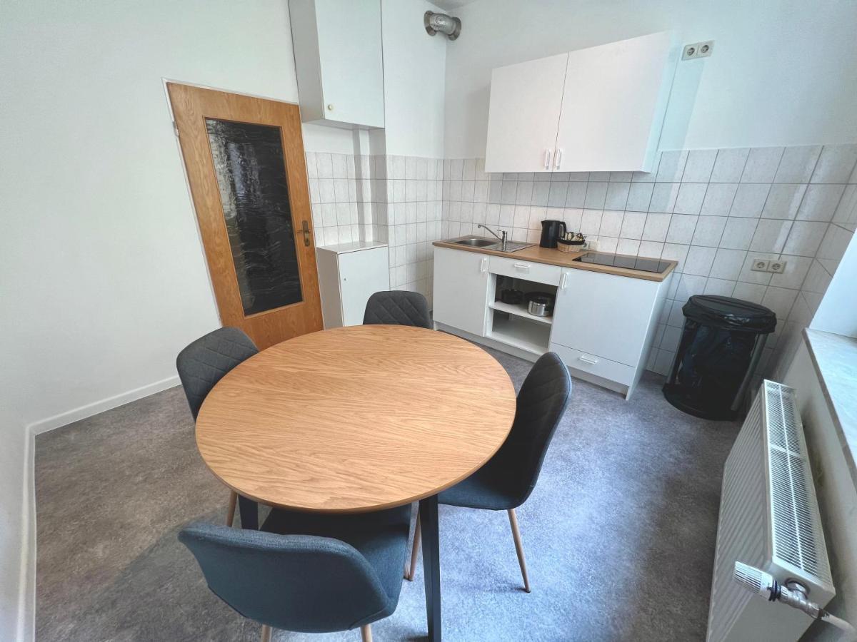 7 Betten Zentrale Lage Bahn Messe Apartment Hannover Eksteriør bilde